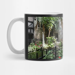 A secret courtyard Mug